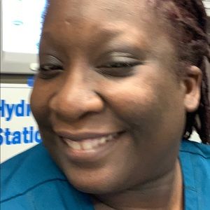 Meet your Posher, Candicha